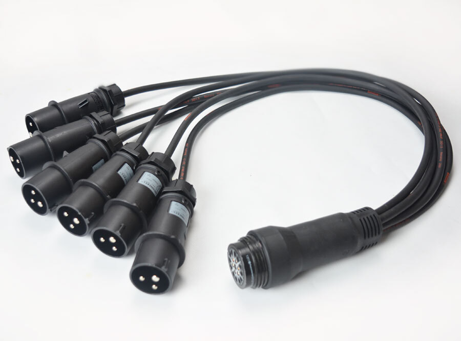 IP Socapex 16a Fan In