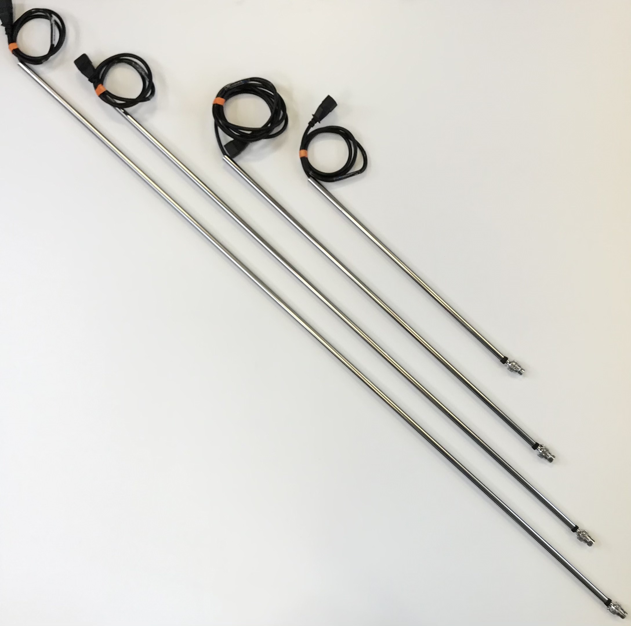 0.8mtr Chrome pendant with SBC lamp holder (IEC)